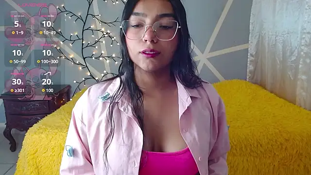 Snapshot of valkydoll2 chatting on 8, 1, 2026 valkydoll2 online show from 8, 1, 2026