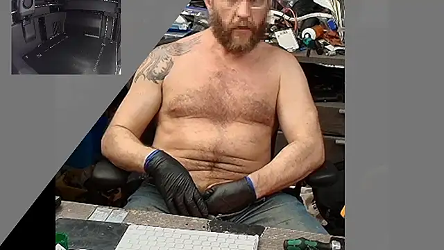 HouseOfHans online show from 9, 1, 2026