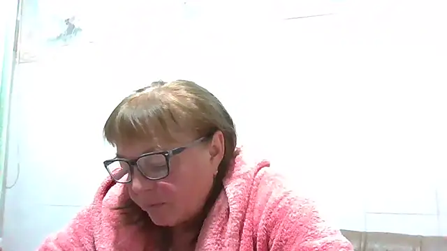 Snapshot of LinaLight88 chatting on 16, 6, 2026 LinaLight88 online show from 16, 6, 2026