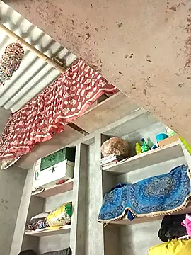 Shreya pandit online show from 4, 4, 2026