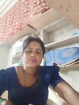 Snapshot of Shreya_pandit chatting on 23, 5, 2026 Shreya pandit online show from 23, 5, 2026