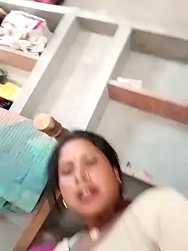 Snapshot of Shreya_pandit chatting on 9, 5, 2026 Shreya pandit online show from 9, 5, 2026