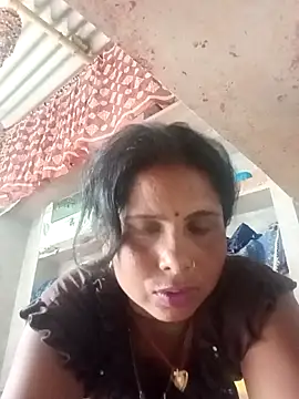 Shreya pandit online show from 5, 4, 2026