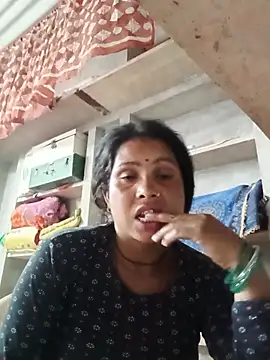 Snapshot of Shreya_pandit chatting on 26, 5, 2026 Shreya pandit online show from 26, 5, 2026