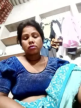 Snapshot of Shreya_pandit chatting on 28, 5, 2026 Shreya pandit online show from 28, 5, 2026