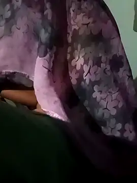 Snapshot of Pooja_Love143 chatting on 17, 2, 2026 Pooja Love143 online show from 17, 2, 2026