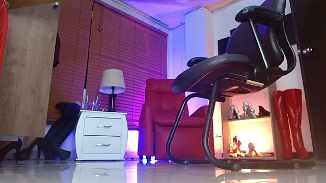 Snapshot of paola_xm chatting on 17, 1, 2026 paola xm online show from 17, 1, 2026