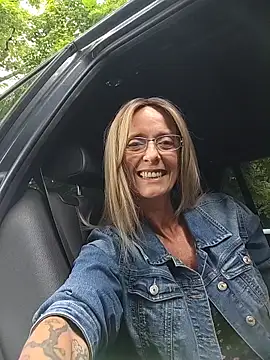 Sacha Scorp online show from 5, 6, 2026
