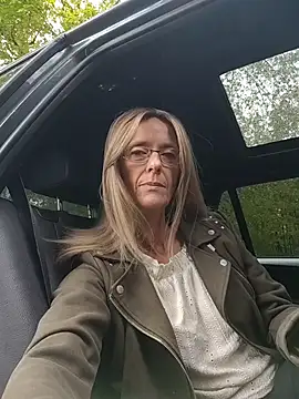 Sacha Scorp online show from 13, 4, 2026