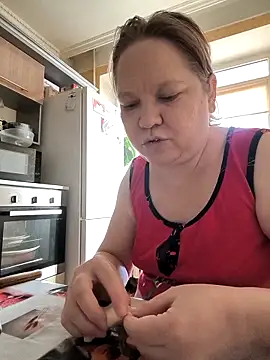 -Queen- online show from 6, 2, 2026