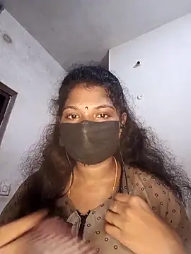 Snapshot of tamilsaisree chatting on 18, 4, 2026 tamilsaisree online show from 18, 4, 2026