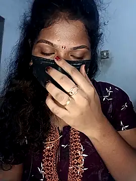 Snapshot of tamilsaisree chatting on 7, 5, 2026 tamilsaisree online show from 7, 5, 2026