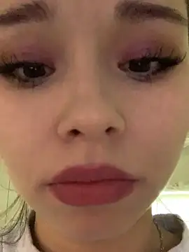 Snapshot of janeLoveSweetHeart chatting on 19, 12, 2025 janeLoveSweetHeart online show from 19, 12, 2025