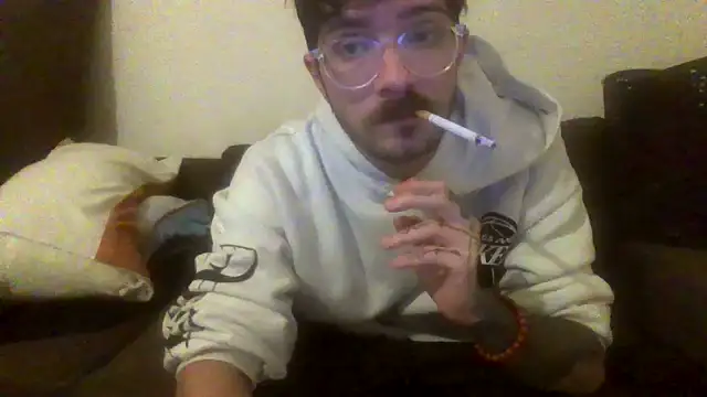 Snapshot of atreus69big chatting on 7, 5, 2026 atreus69big online show from 7, 5, 2026