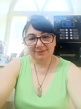 Snapshot of MariSwan222 chatting on 12, 6, 2026 MariSwan222 online show from 12, 6, 2026