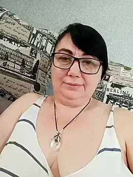 Snapshot of MariSwan222 chatting on 4, 7, 2026 MariSwan222 online show from 4, 7, 2026
