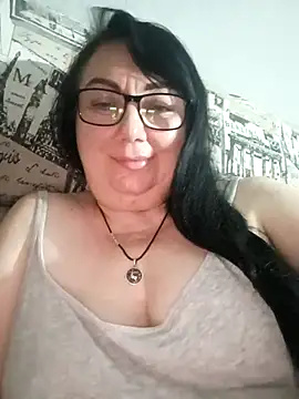 Snapshot of MariSwan222 chatting on 5, 7, 2026 MariSwan222 online show from 5, 7, 2026