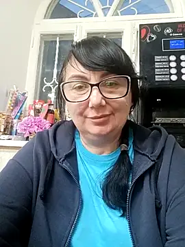 Snapshot of MariSwan222 chatting on 1, 6, 2026 MariSwan222 online show from 1, 6, 2026