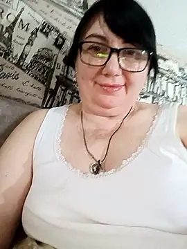 Snapshot of MariSwan222 chatting on 28, 5, 2026 MariSwan222 online show from 28, 5, 2026