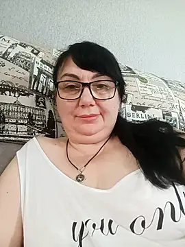 Snapshot of MariSwan222 chatting on 9, 7, 2026 MariSwan222 online show from 9, 7, 2026