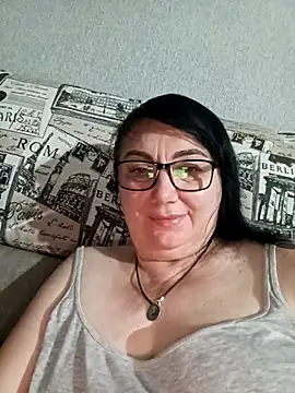 Snapshot of MariSwan222 chatting on 7, 7, 2026 MariSwan222 online show from 7, 7, 2026