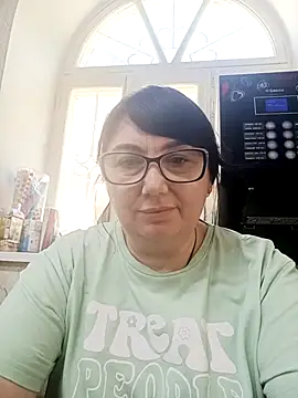 Snapshot of MariSwan222 chatting on 17, 6, 2026 MariSwan222 online show from 17, 6, 2026
