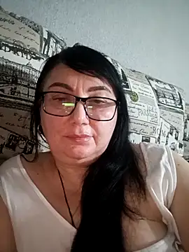 Snapshot of MariSwan222 chatting on 2, 3, 2026 MariSwan222 online show from 2, 3, 2026