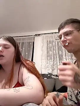 hotchris0708 online show from 21, 12, 2025