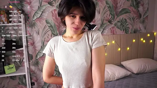 Snapshot of MerrieBarnicle chatting on 14, 1, 2026 MerrieBarnicle online show from 14, 1, 2026