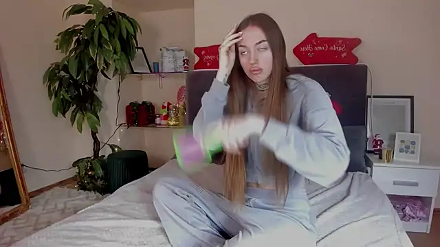 Snapshot of AdrianaCult chatting on 12, 1, 2026 AdrianaCult online show from 12, 1, 2026