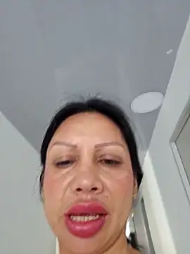 Snapshot of Grace_Velvet chatting on 23, 4, 2026 Grace Velvet online show from 23, 4, 2026