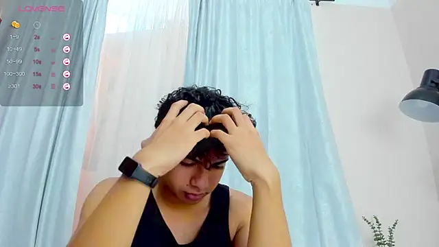 Snapshot of cherry_blossom77 chatting on 7, 1, 2026 cherry blossom77 online show from 7, 1, 2026