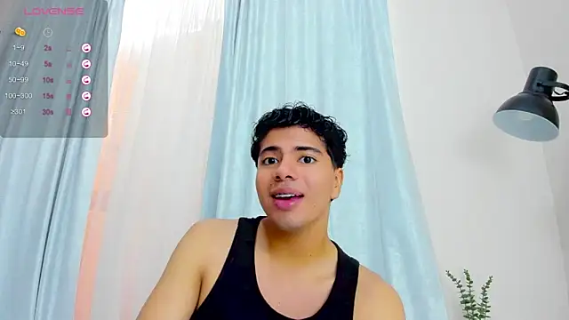 Snapshot of cherry_blossom77 chatting on 9, 1, 2026 cherry blossom77 online show from 9, 1, 2026