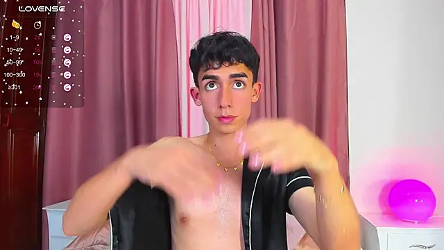 Snapshot of starboyy_77 chatting on 5, 1, 2026 starboyy 77 online show from 5, 1, 2026