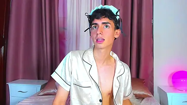 Snapshot of starboyy_77 chatting on 10, 1, 2026 starboyy 77 online show from 10, 1, 2026