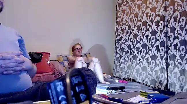 yunis32 online show from 26, 1, 2025