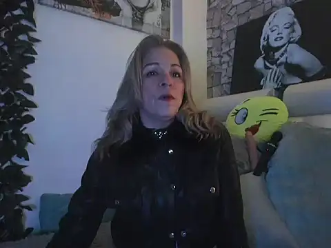 Snapshot of gasper2 chatting on 4, 3, 2026 gasper2 online show from 4, 3, 2026