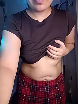 Snapshot of Emilyhomegirl1 chatting on 16, 1, 2026 Emilyhomegirl1 online show from 16, 1, 2026