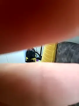 Emilyhomegirl1 online show from 21, 12, 2025