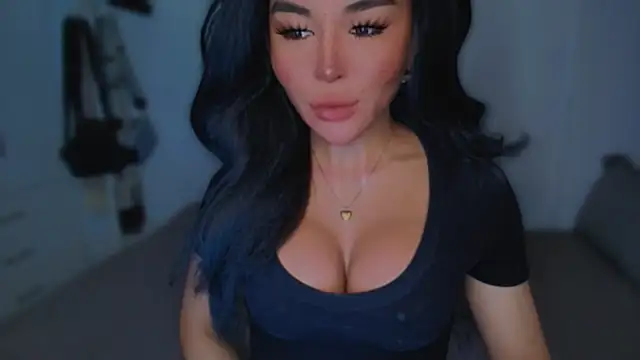 mxshemale ladyboy online show from 14, 3, 2025