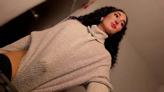 mxshemale ladyboy online show from 5, 10, 2025