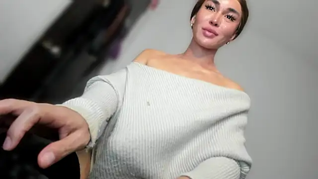 mxshemale ladyboy online show from 15, 5, 2026