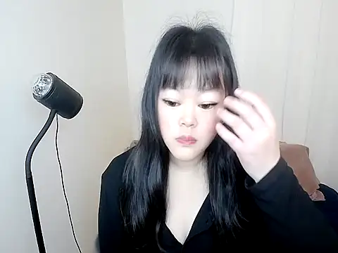 Snapshot of 605kkv chatting on 24, 2, 2026 605kkv online show from 24, 2, 2026