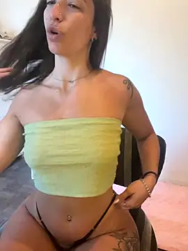 Yara-Lolii online show from 19, 12, 2025