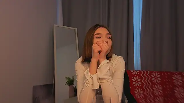 Leyla crsh online show from 17, 2, 2026