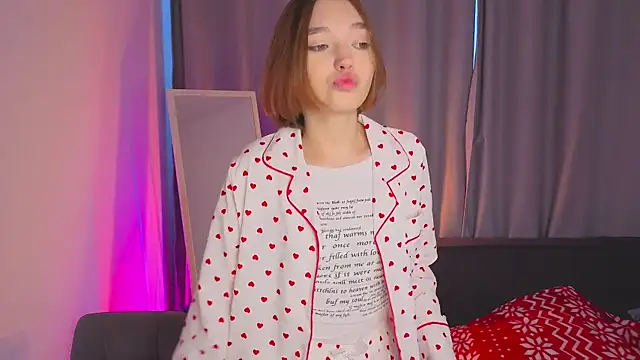 Snapshot of Leyla_crsh chatting on 7, 1, 2026 Leyla crsh online show from 7, 1, 2026