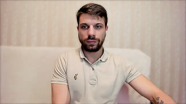 Tony Wolf online show from 4, 4, 2026