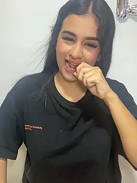 GabyFosterr14 online show from 18, 12, 2025