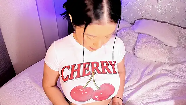 AntonellaFerrerr 1 online show from 9, 4, 2026