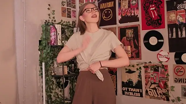 JeaneneWoltz online show from 10, 1, 2026